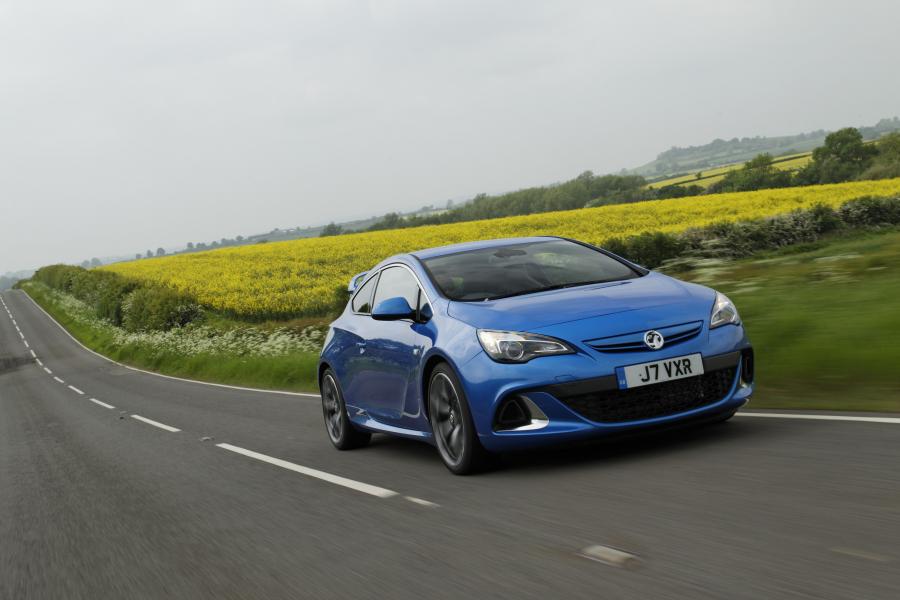  Vauxhall Astra VXR 2012 года  (фото 230 из 274)